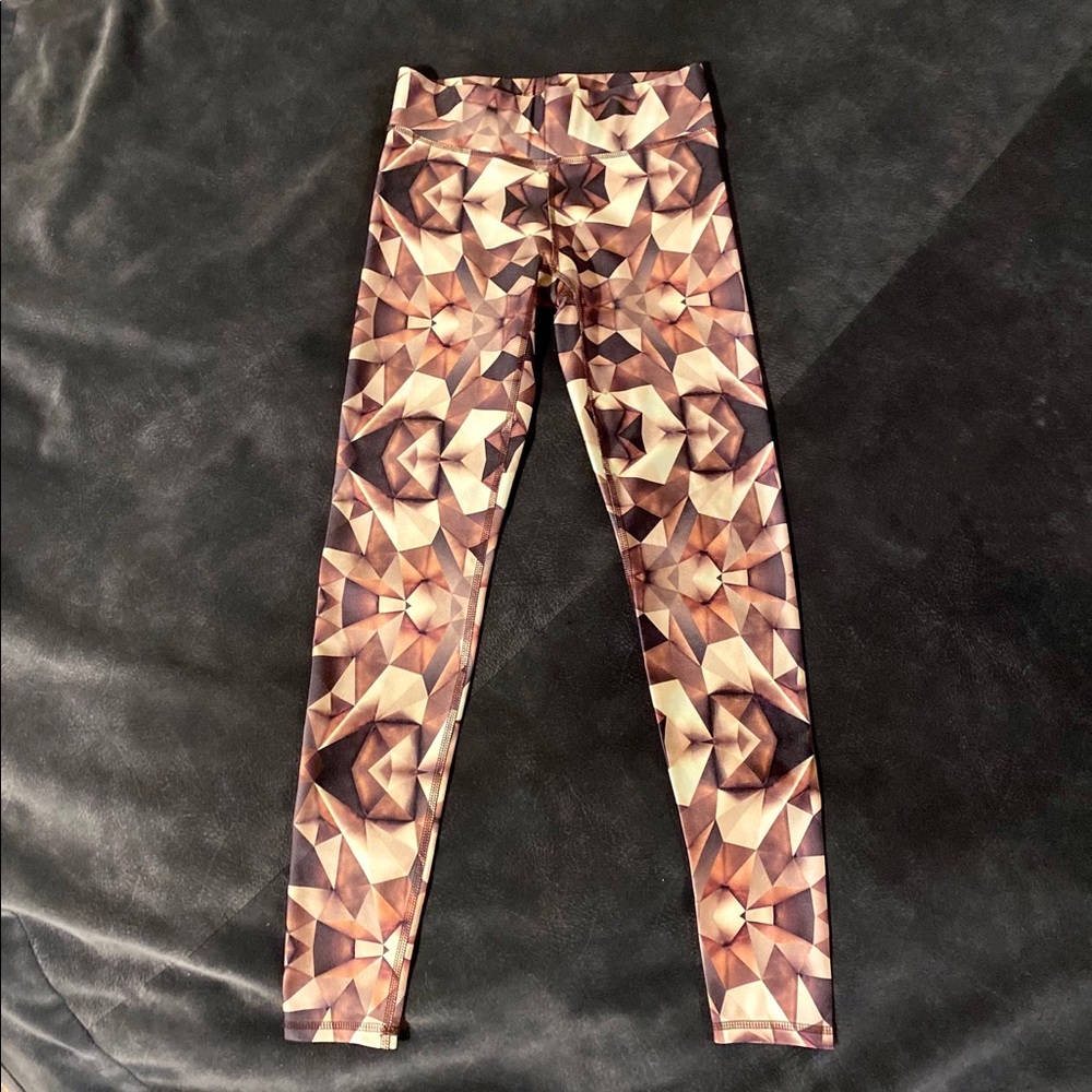 NWOT TEREZ Geometric Print Tall Band Leggings